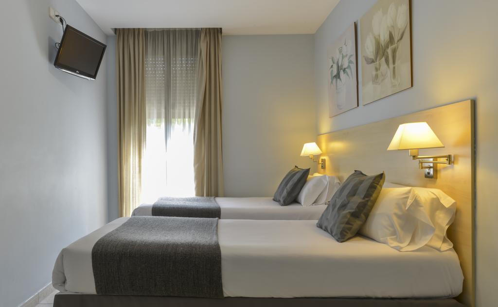 Alexandra Aparthotel Benstarhotelgroup Tarragona Szoba fotó