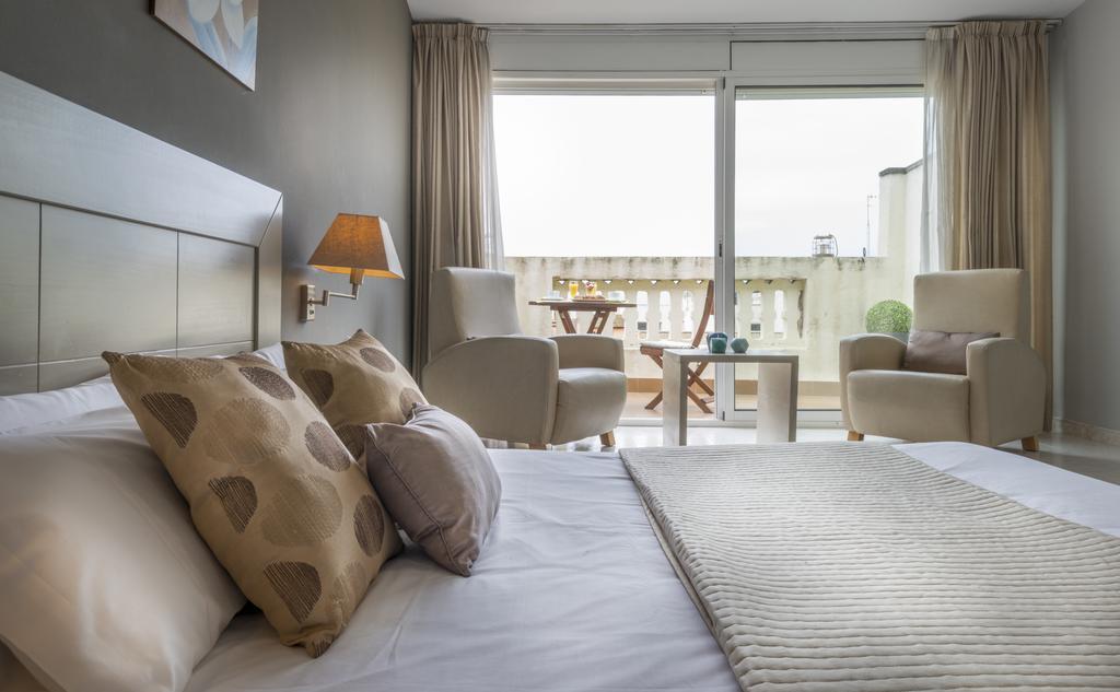 Alexandra Aparthotel Benstarhotelgroup Tarragona Szoba fotó