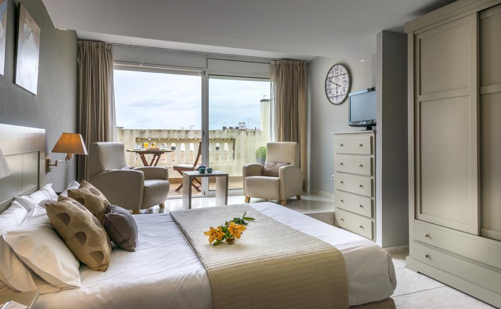 Alexandra Aparthotel Benstarhotelgroup Tarragona Szoba fotó