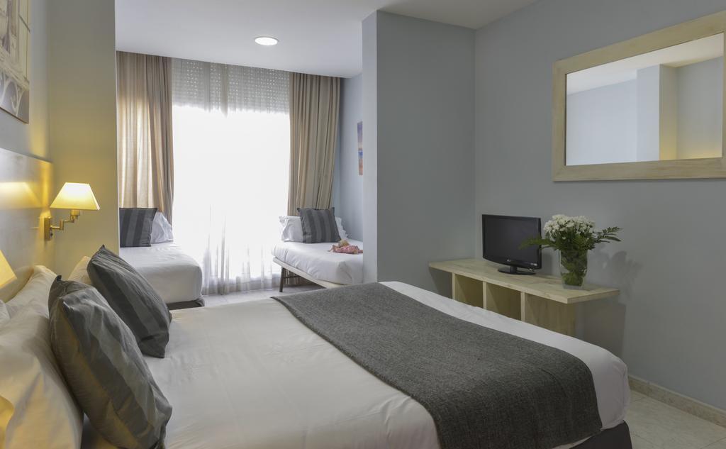 Alexandra Aparthotel Benstarhotelgroup Tarragona Szoba fotó