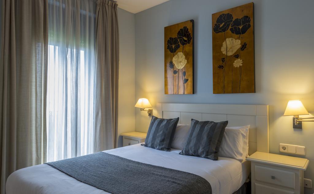 Alexandra Aparthotel Benstarhotelgroup Tarragona Szoba fotó